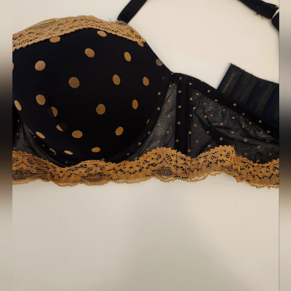 Bra - Picture 2 of 4